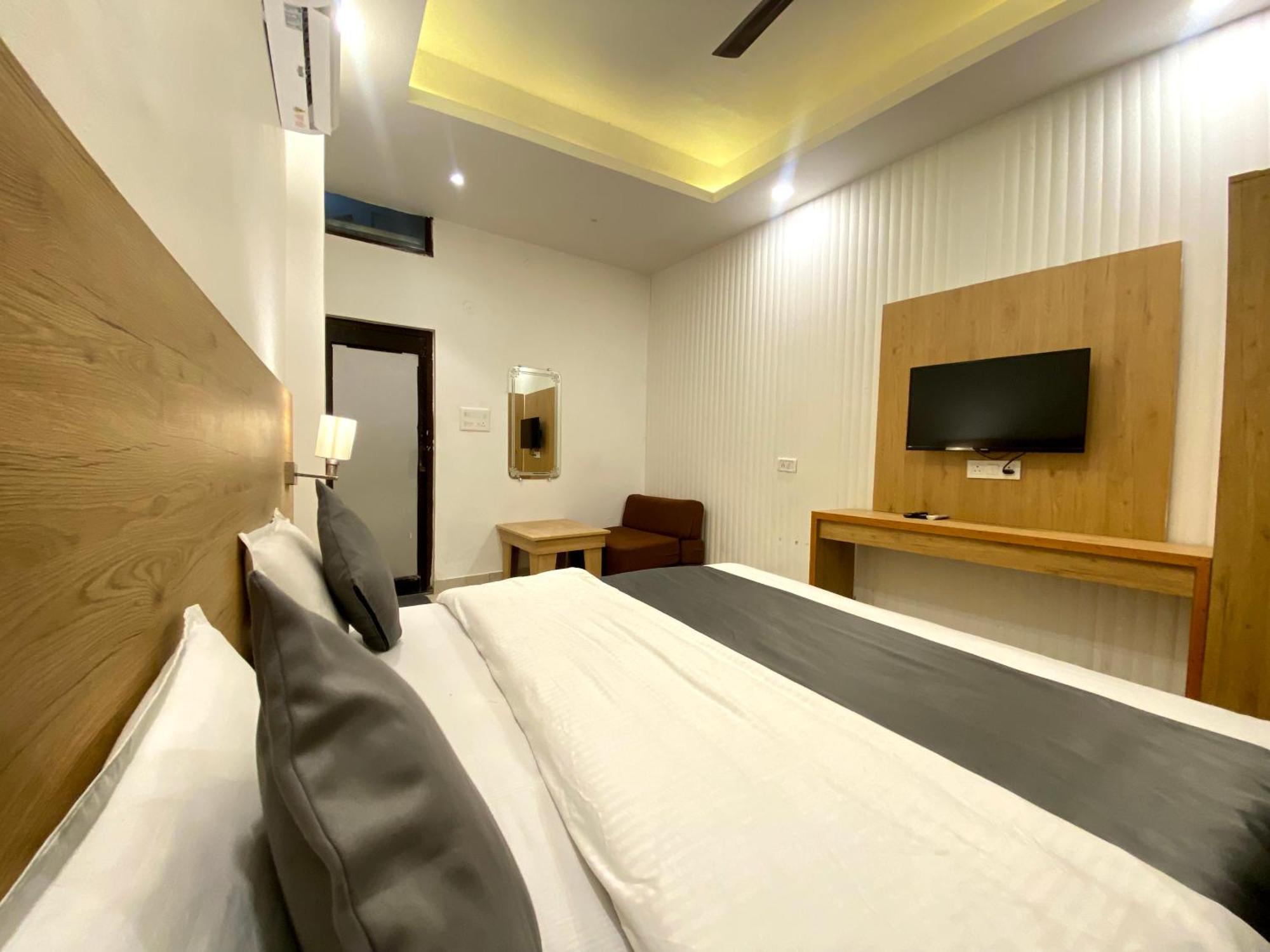 Sonu Guesthouse & Hostel, Rishīkesh Zewnętrze zdjęcie