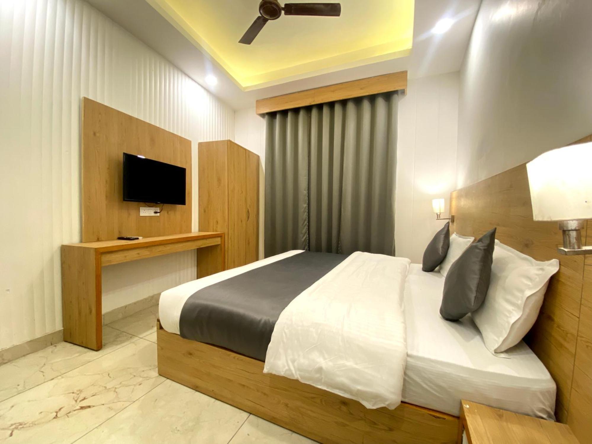 Sonu Guesthouse & Hostel, Rishīkesh Zewnętrze zdjęcie